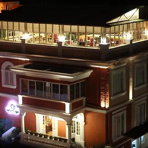 Hotel Boutique Restaurant Gloria Tirana