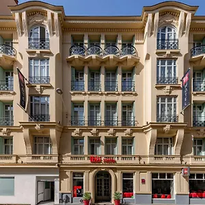 https://ibis-nice-centre-notre-dame.fr-provencehotel.com