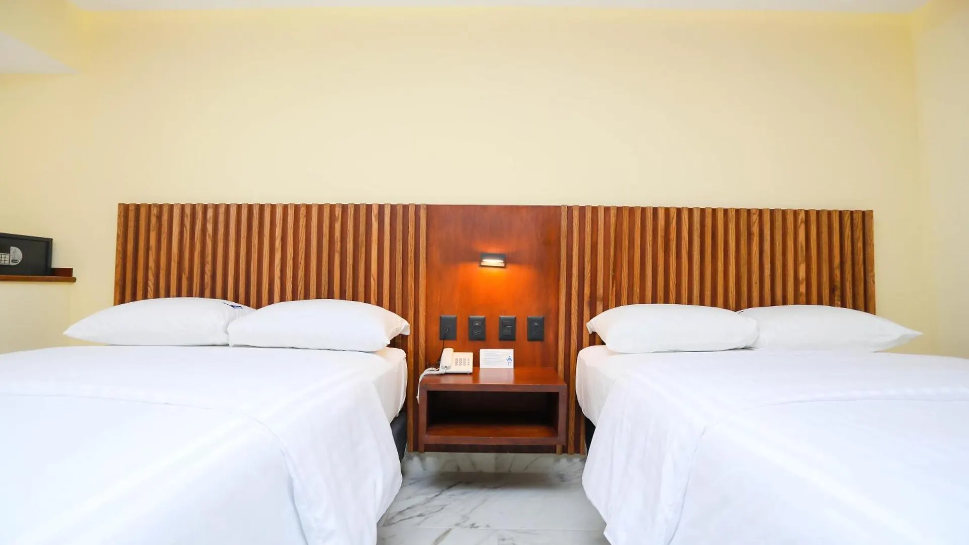 Hotel Parador Cancun