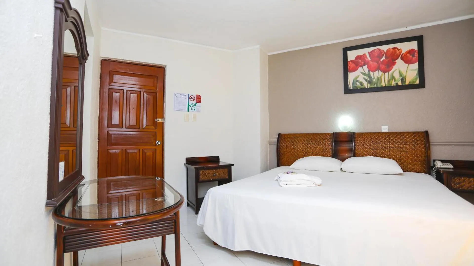 Hotel Parador Cancun