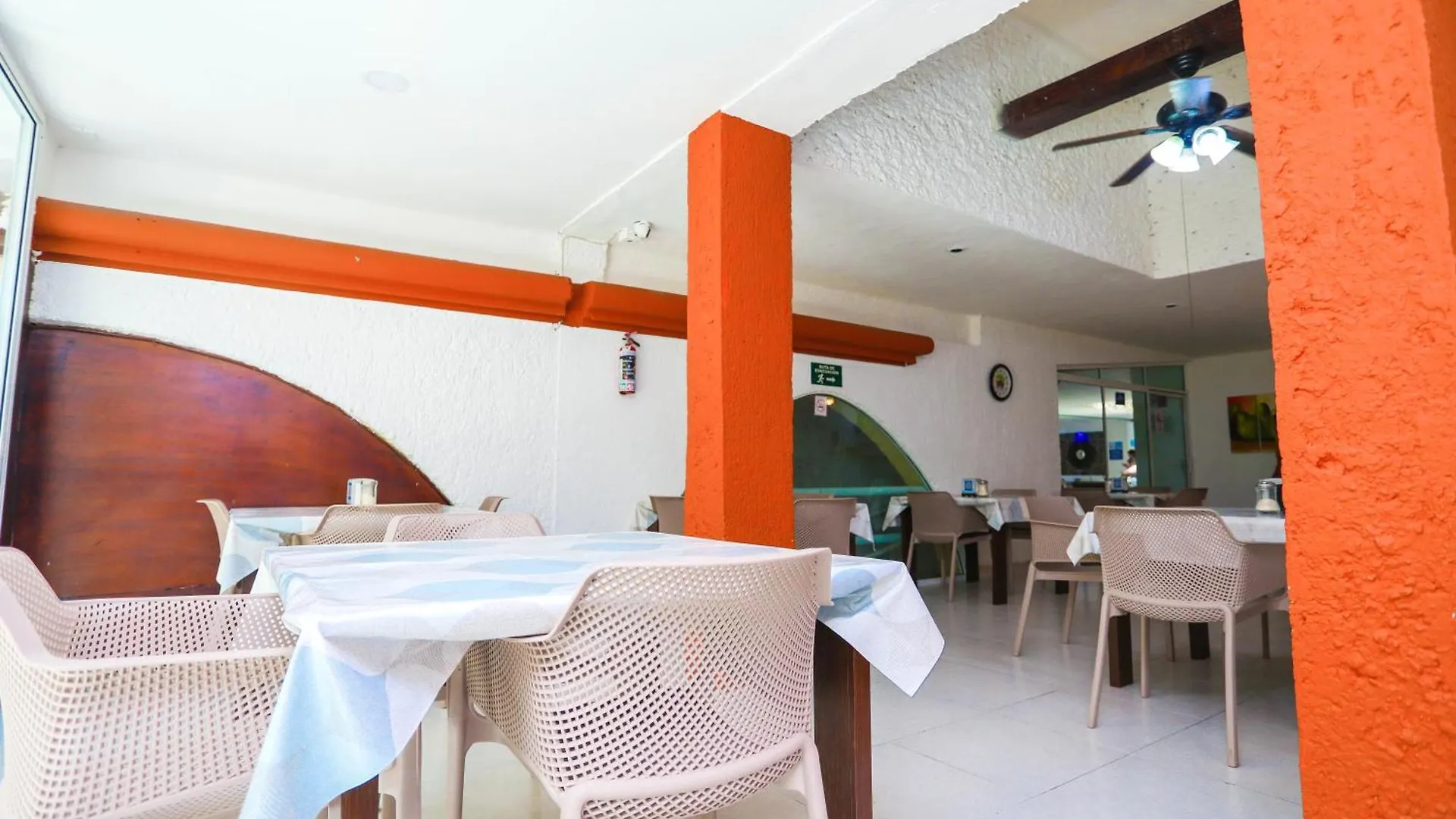 Hotel Parador Cancun